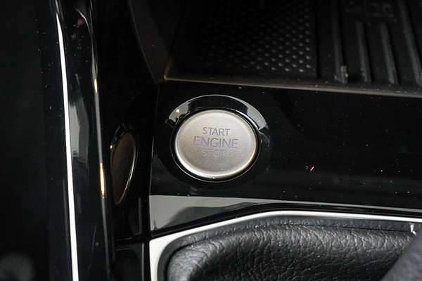 2025 Volkswagen T-Cross 85TSI R-Line D31