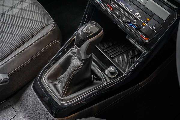 2025 Volkswagen T-Cross 85TSI R-Line D31