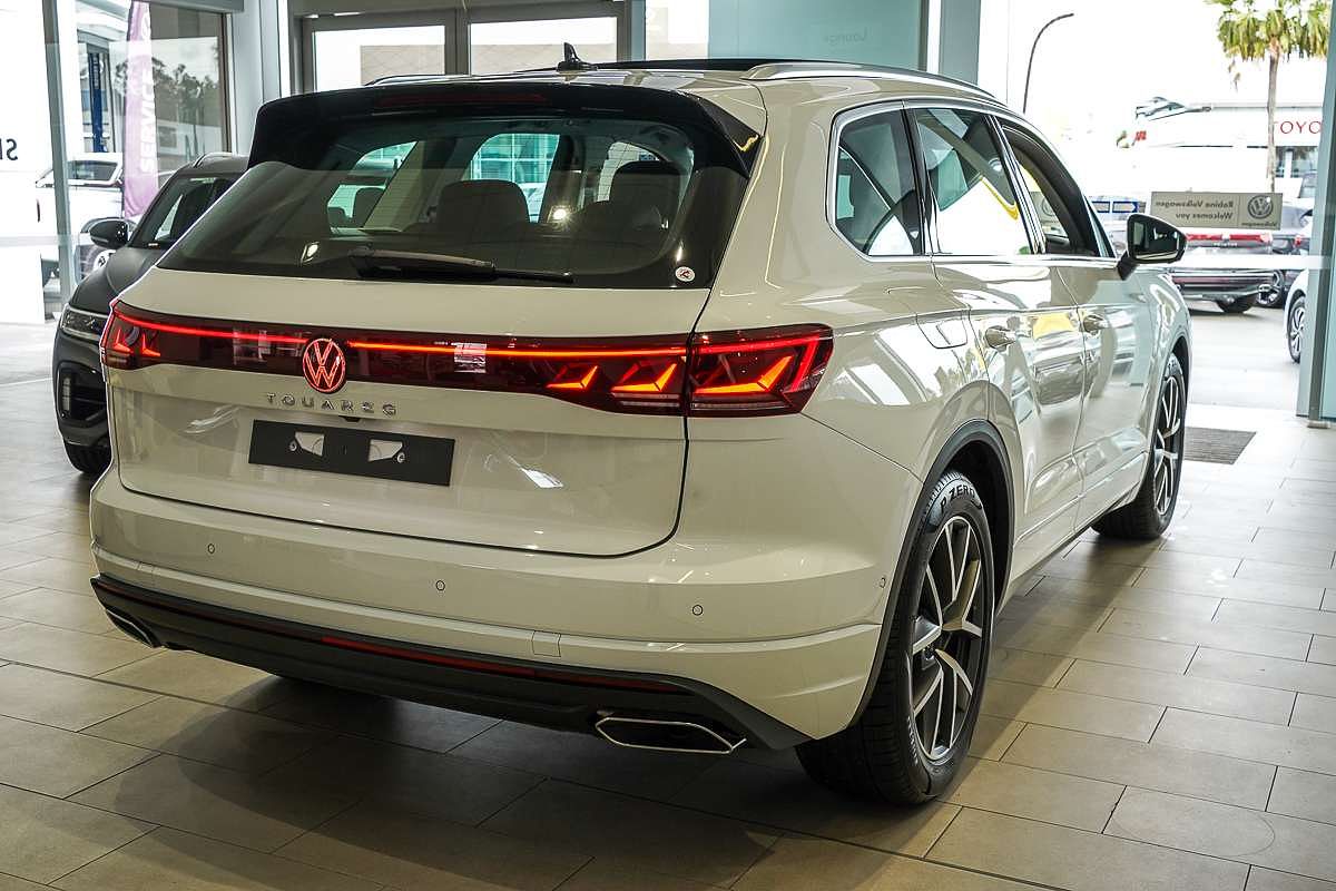 2025 Volkswagen Touareg 210TDI Elegance RC