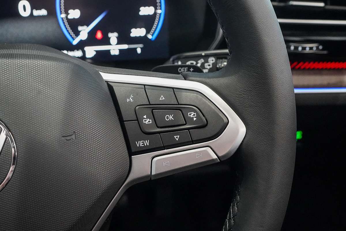 2025 Volkswagen Touareg 210TDI Elegance RC