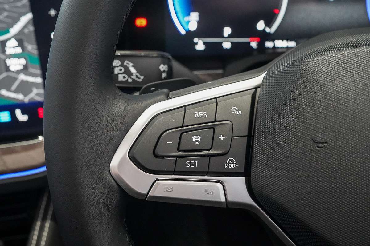 2025 Volkswagen Touareg 210TDI Elegance RC