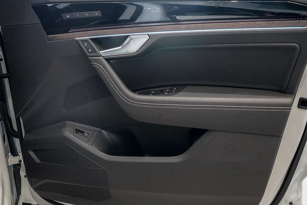 2025 Volkswagen Touareg 210TDI Elegance RC