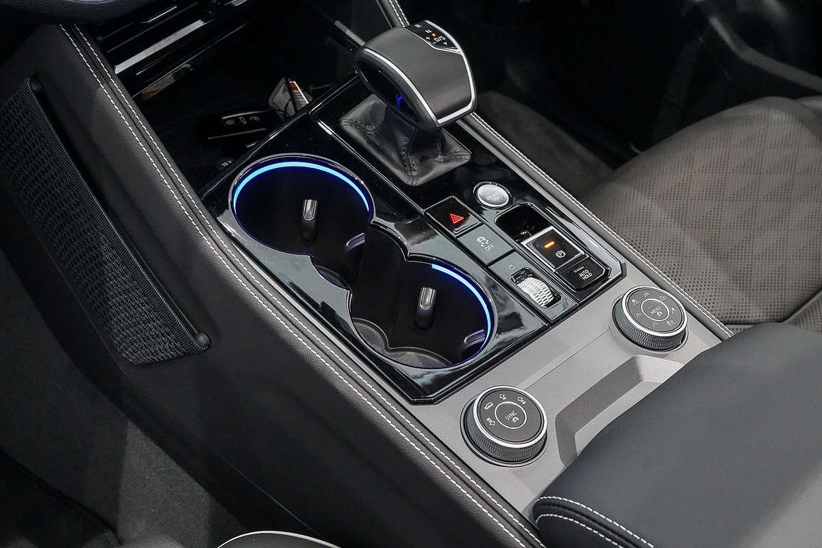 2025 Volkswagen Touareg 210TDI Elegance RC