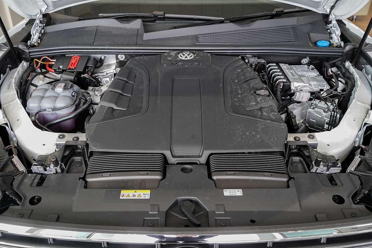 2025 Volkswagen Touareg 210TDI Elegance RC