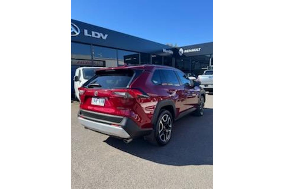 2021 Toyota RAV4 Edge AXAA54R