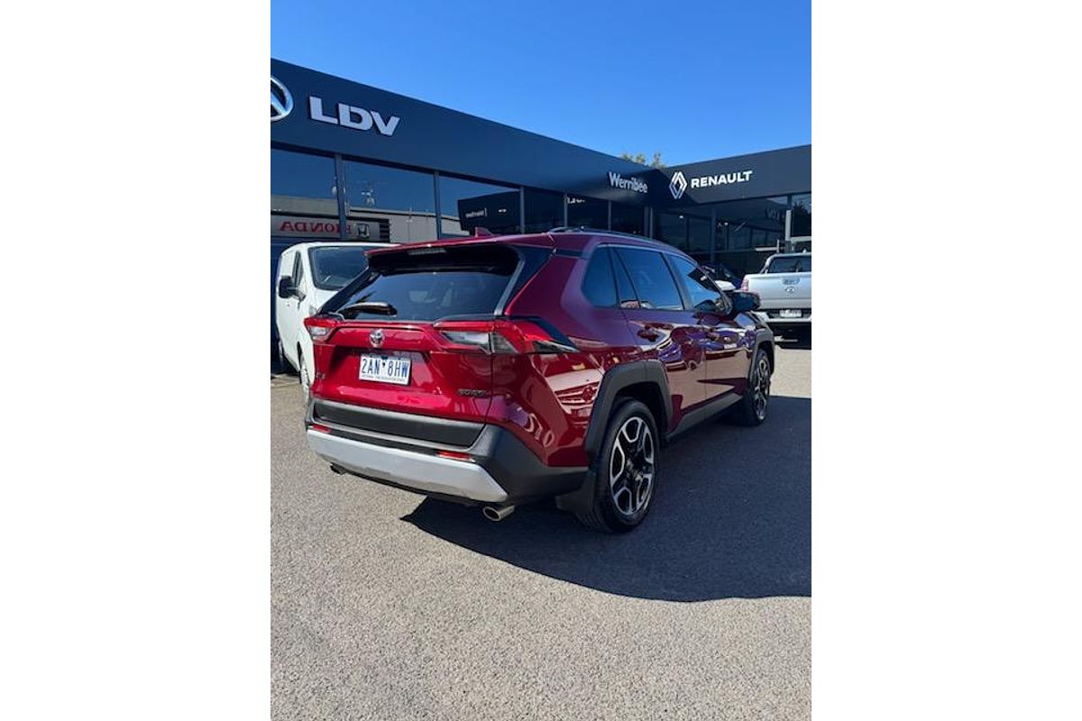 2021 Toyota RAV4 Edge AXAA54R