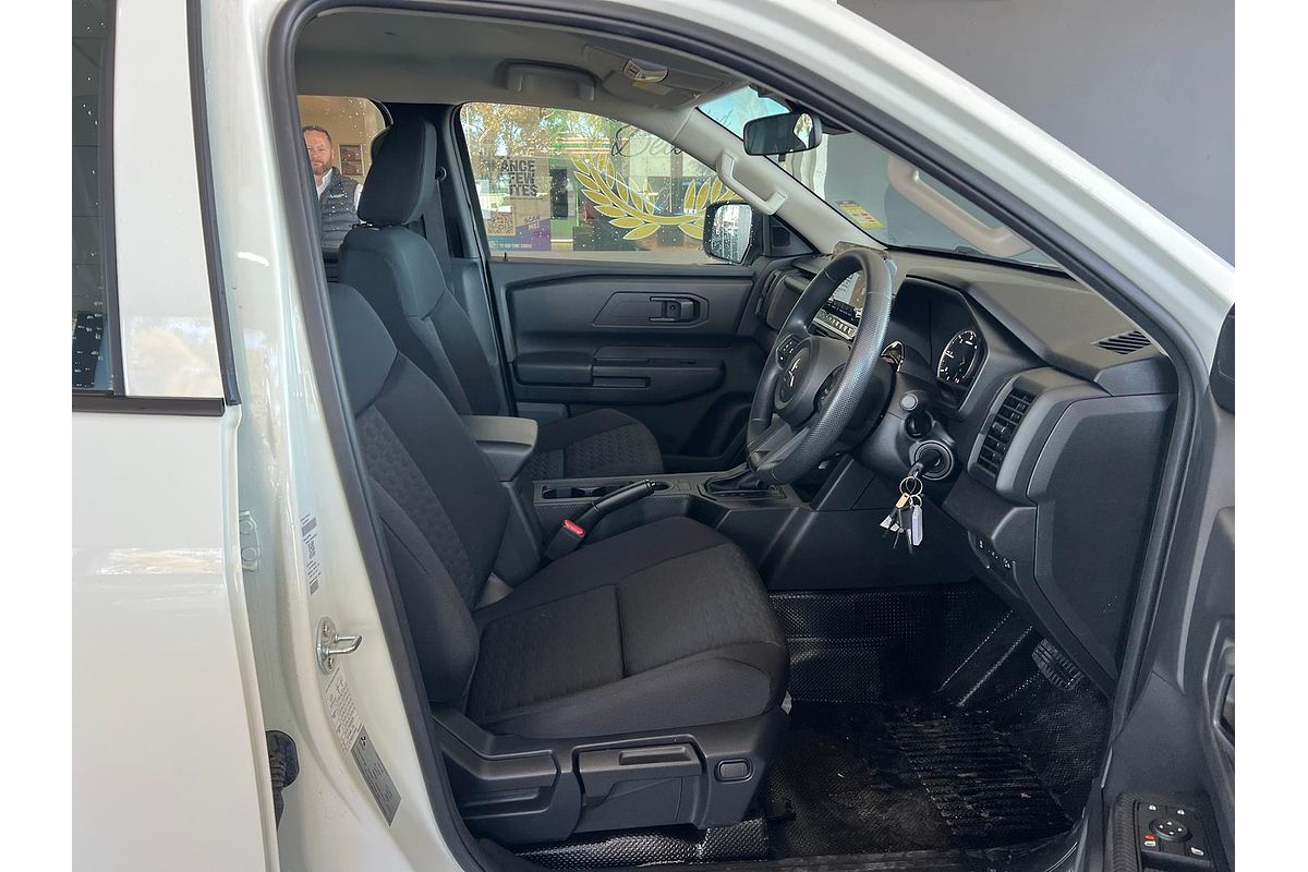 2025 Mitsubishi Triton GLX MV Rear Wheel Drive