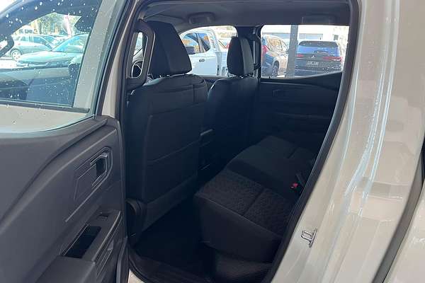 2025 Mitsubishi Triton GLX MV Rear Wheel Drive