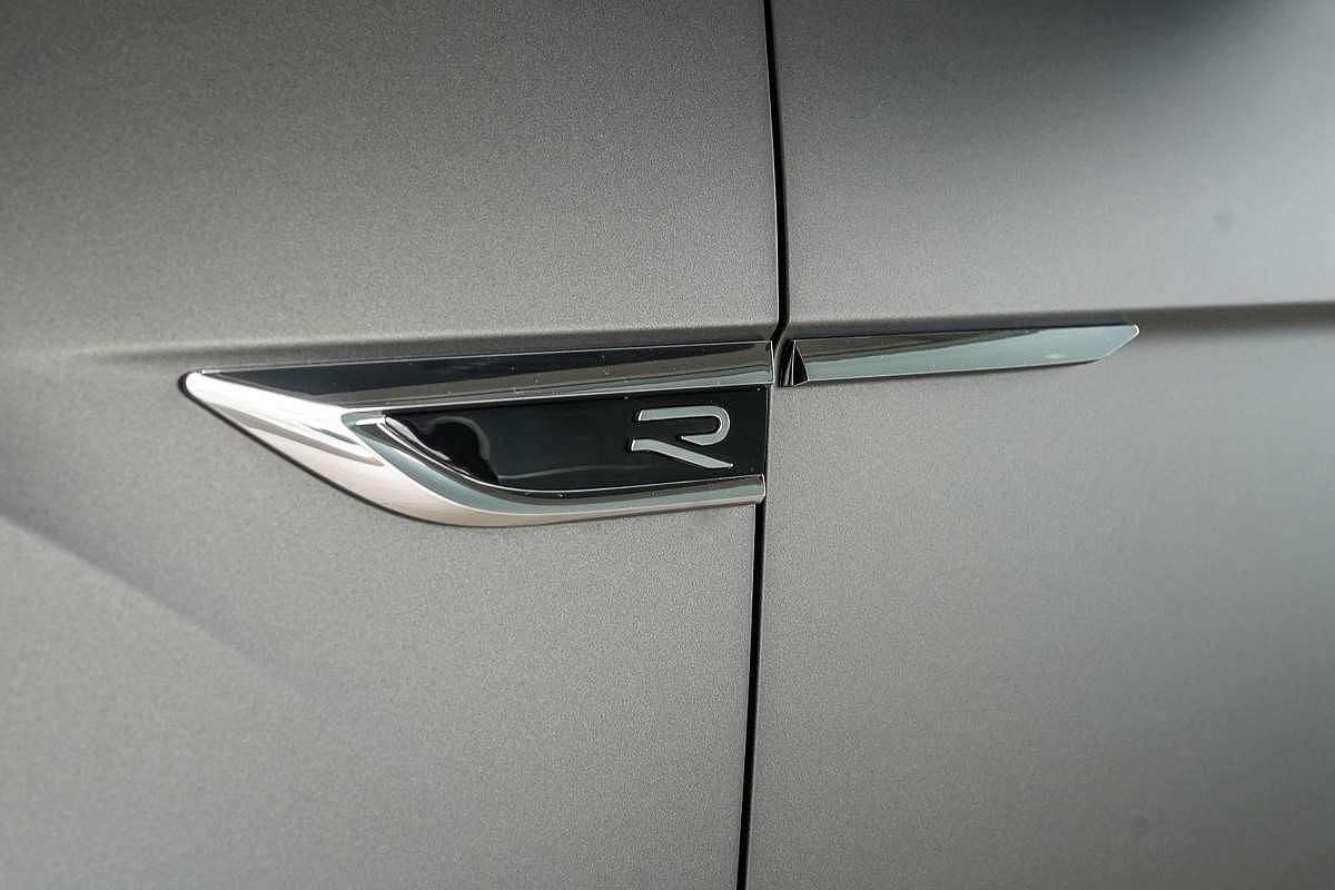 2025 Volkswagen T-Roc R Wolfsburg Edition D11