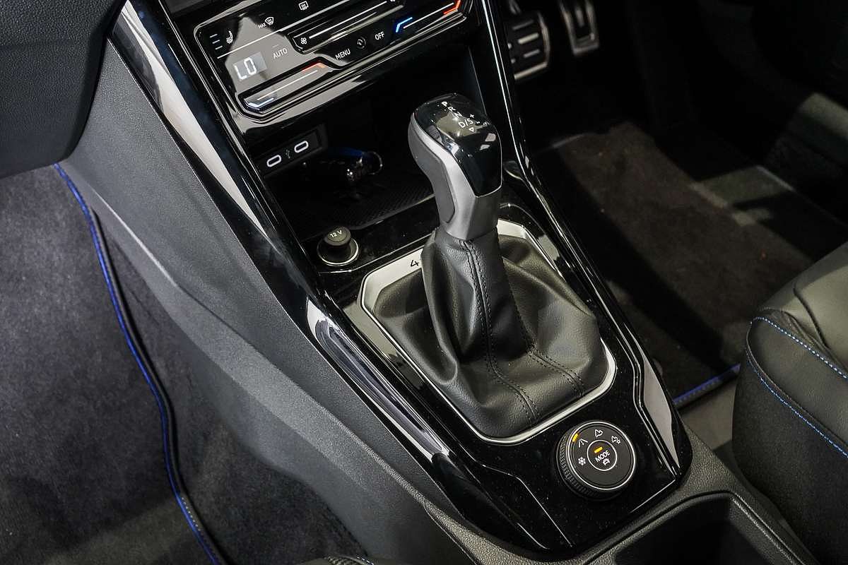 2025 Volkswagen T-Roc R Wolfsburg Edition D11