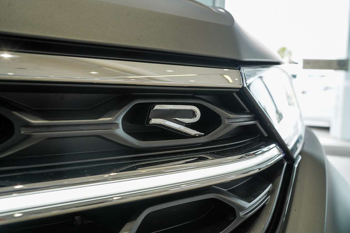 2025 Volkswagen T-Roc R Wolfsburg Edition D11