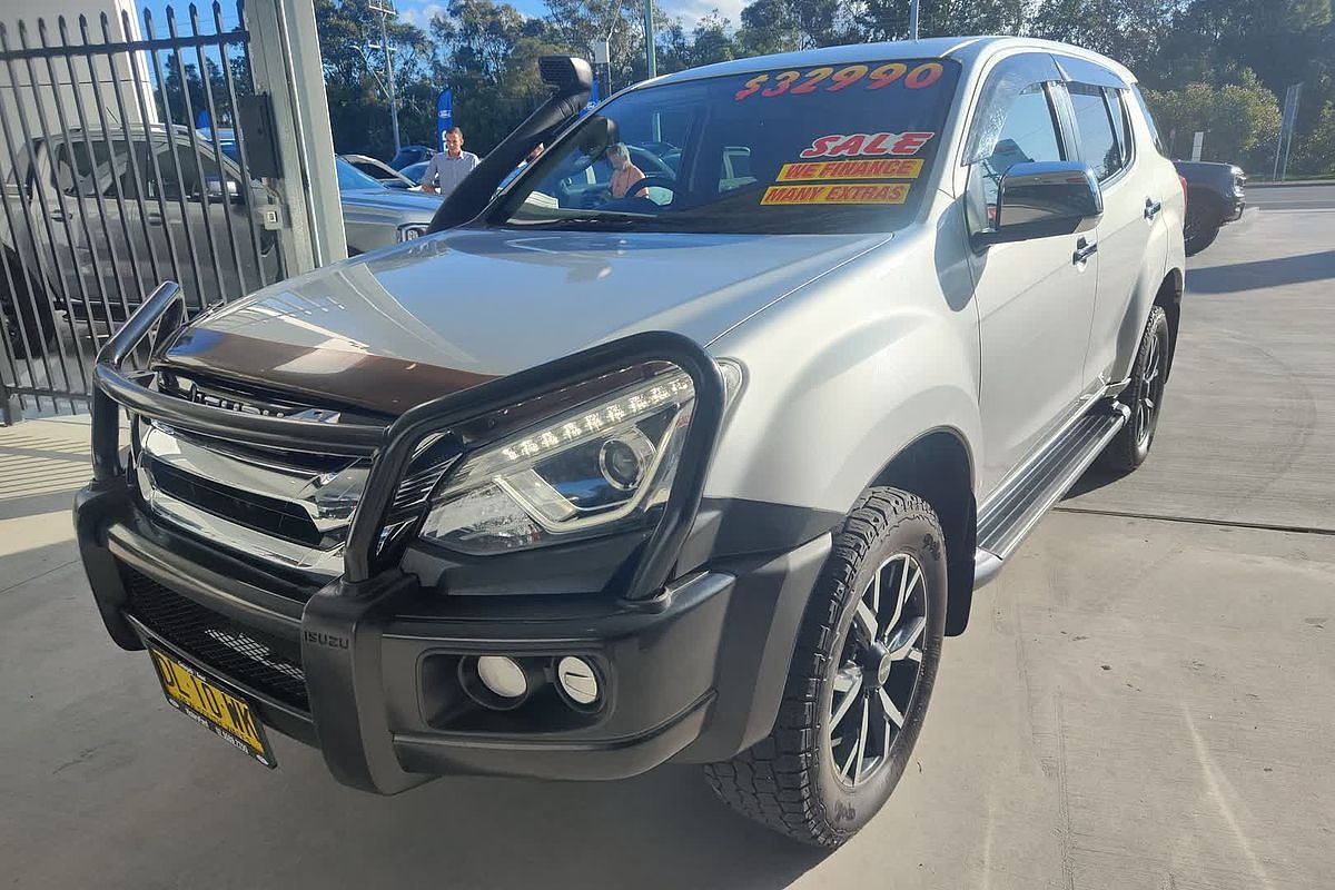 2020 Isuzu MU-X LS-U