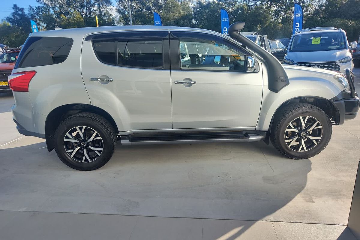 2020 Isuzu MU-X LS-U