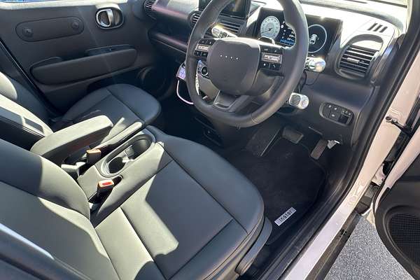 2025 Hyundai INSTER Cross AX.V1