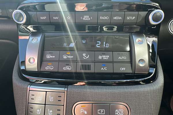 2025 Hyundai INSTER Cross AX.V1