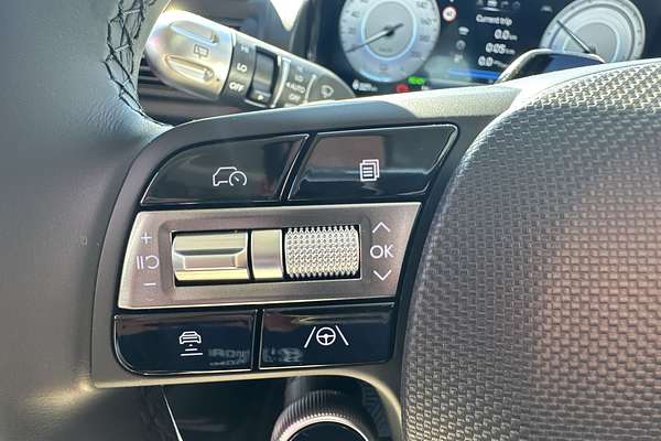 2025 Hyundai INSTER Cross AX.V1