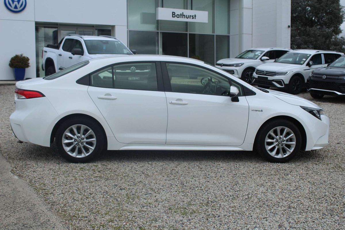 2022 Toyota Corolla Ascent Sport Hybrid ZWE211R