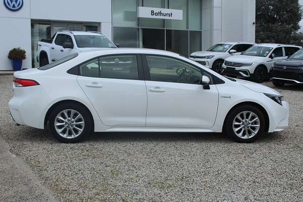 2022 Toyota Corolla Ascent Sport Hybrid ZWE211R