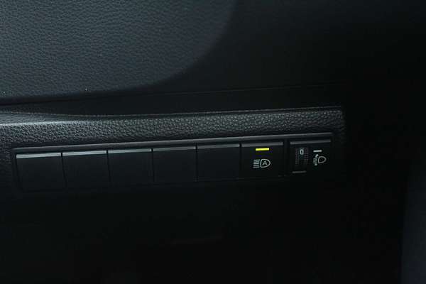 2022 Toyota Corolla Ascent Sport Hybrid ZWE211R