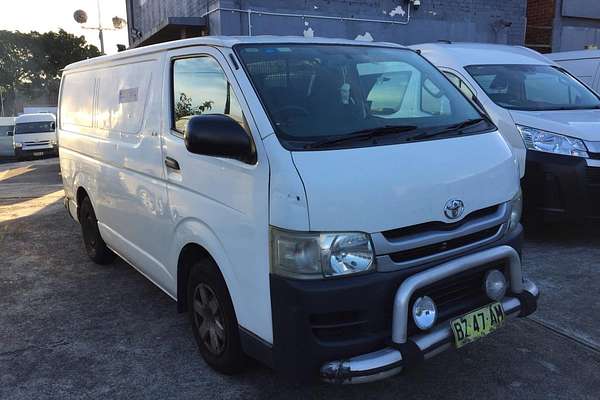 2008 Toyota Hiace LWB KDH201R MY07 UPGRADE