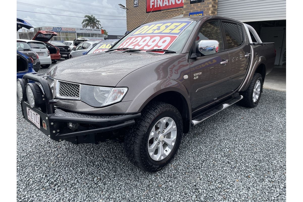 2011 Mitsubishi Triton GLX-R MN 4X4