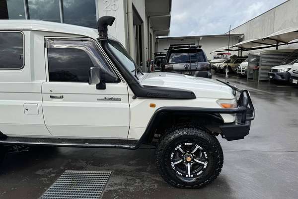 2012 Toyota Landcruiser GXL Troopcarrier VDJ78R