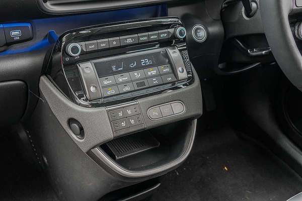 2025 Hyundai INSTER Cross AX.V1