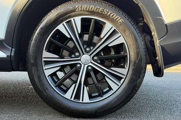2018 Mitsubishi Eclipse Cross Exceed YA