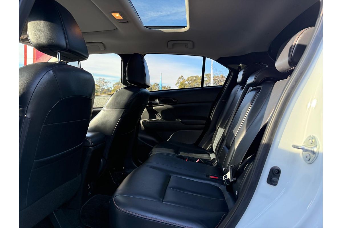 2018 Mitsubishi Eclipse Cross Exceed YA