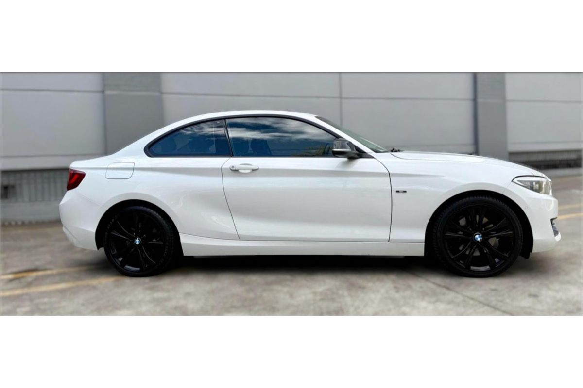 2014 BMW 2 20d SPORT LINE F22