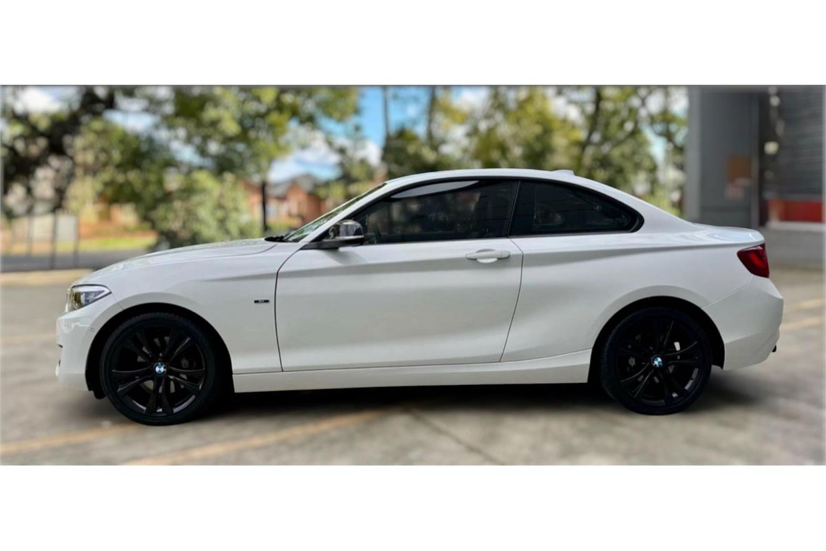 2014 BMW 2 20d SPORT LINE F22