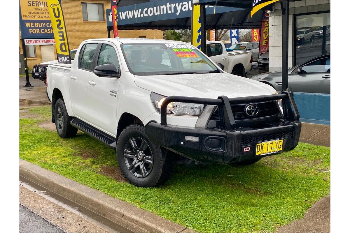 2024 Toyota Hilux SR 48V GUN126R