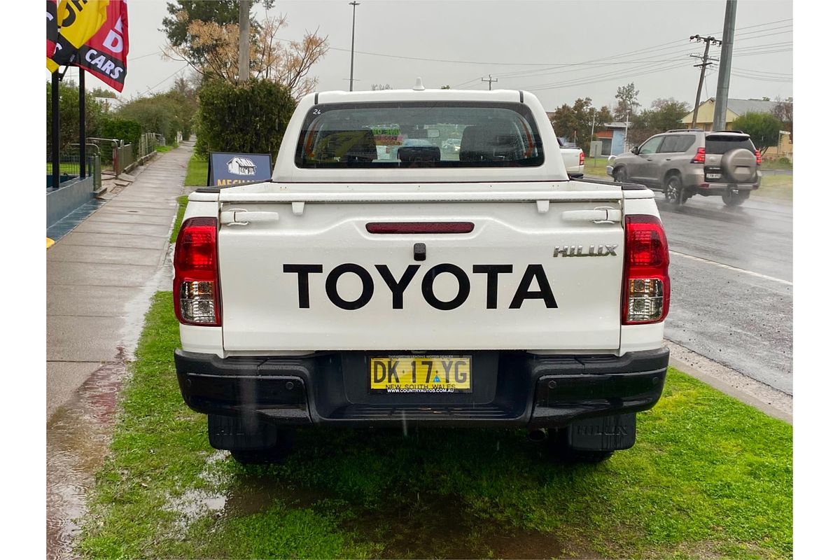 2024 Toyota Hilux SR 48V GUN126R