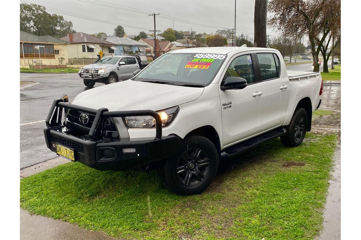 2024 Toyota Hilux SR 48V GUN126R