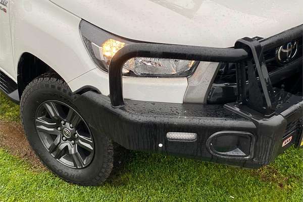 2024 Toyota Hilux SR 48V GUN126R
