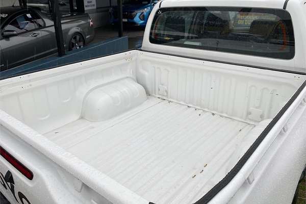 2024 Toyota Hilux SR 48V GUN126R