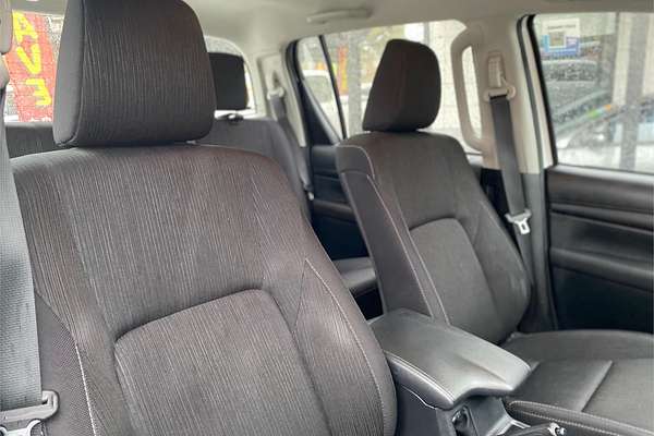 2024 Toyota Hilux SR 48V GUN126R