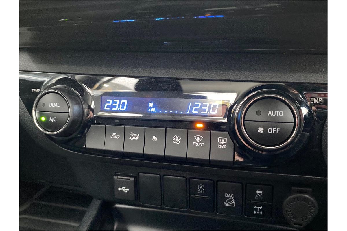 2024 Toyota Hilux SR 48V GUN126R