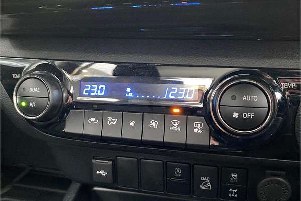 2024 Toyota Hilux SR 48V GUN126R