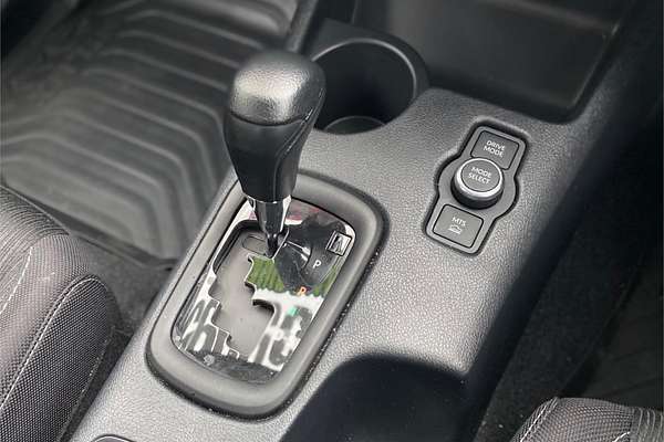 2024 Toyota Hilux SR 48V GUN126R