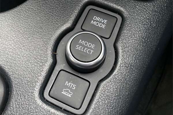 2024 Toyota Hilux SR 48V GUN126R