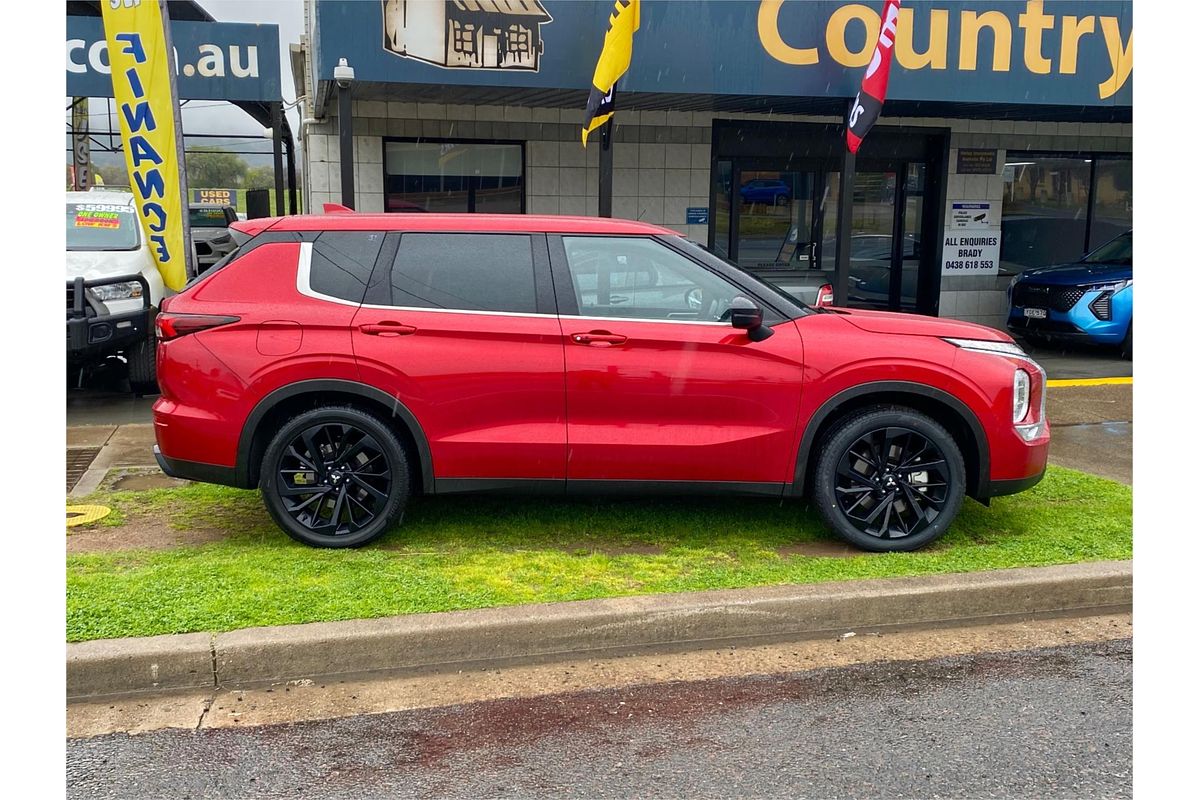 2023 Mitsubishi Outlander LS ZM