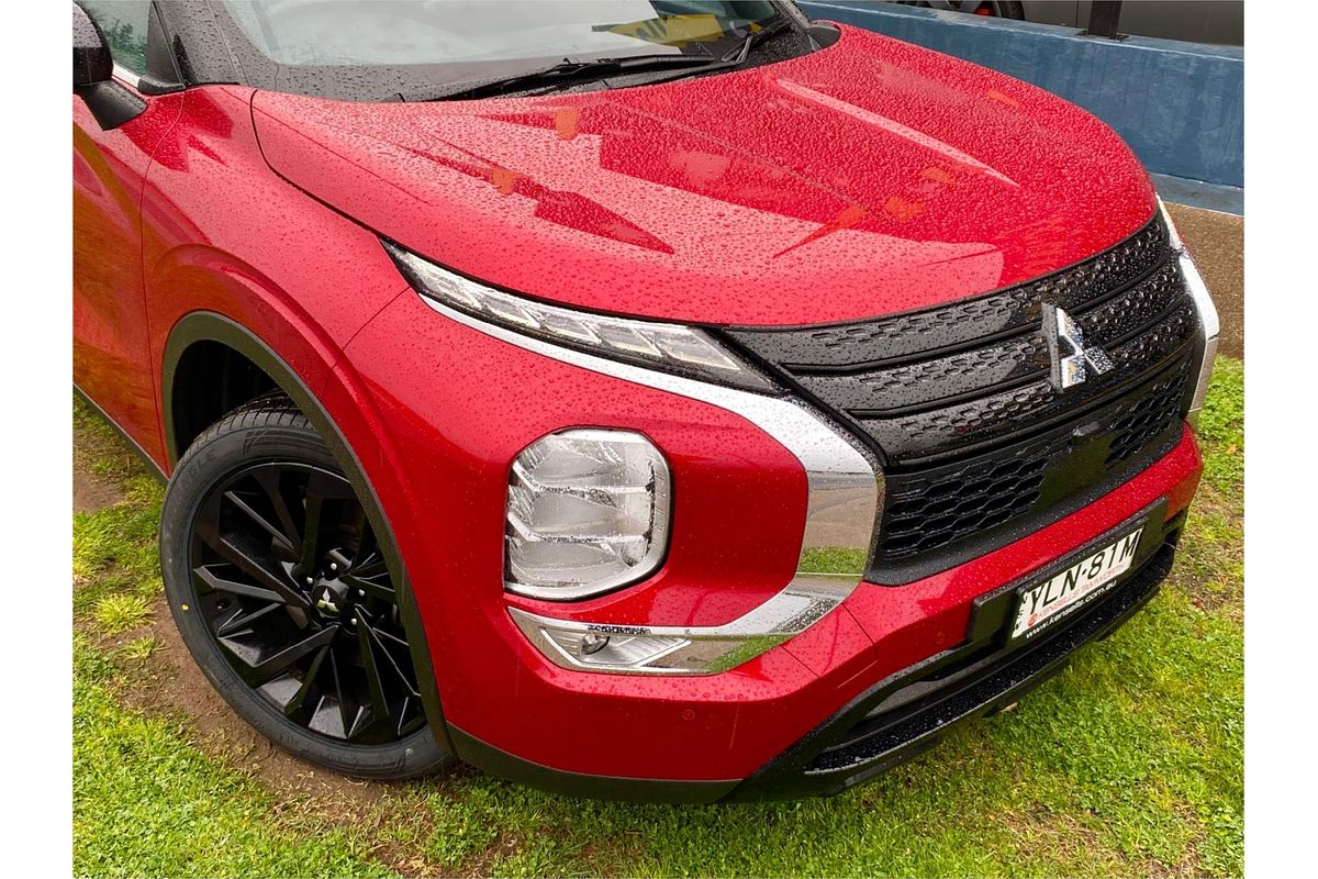 2023 Mitsubishi Outlander LS ZM