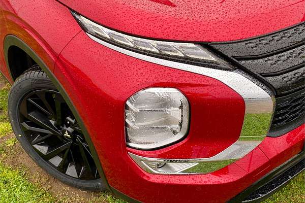 2023 Mitsubishi Outlander LS ZM