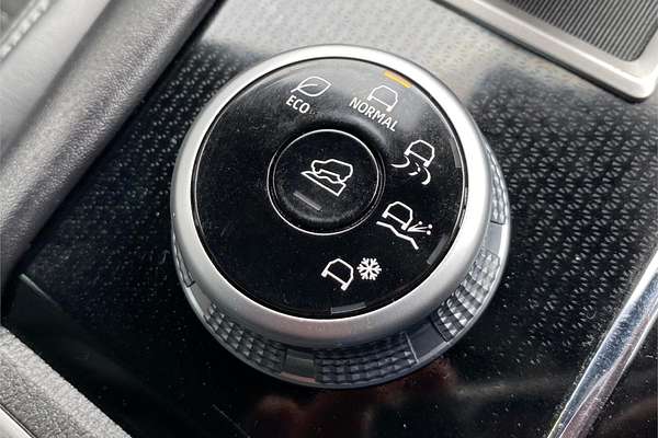 2023 Mitsubishi Outlander LS ZM