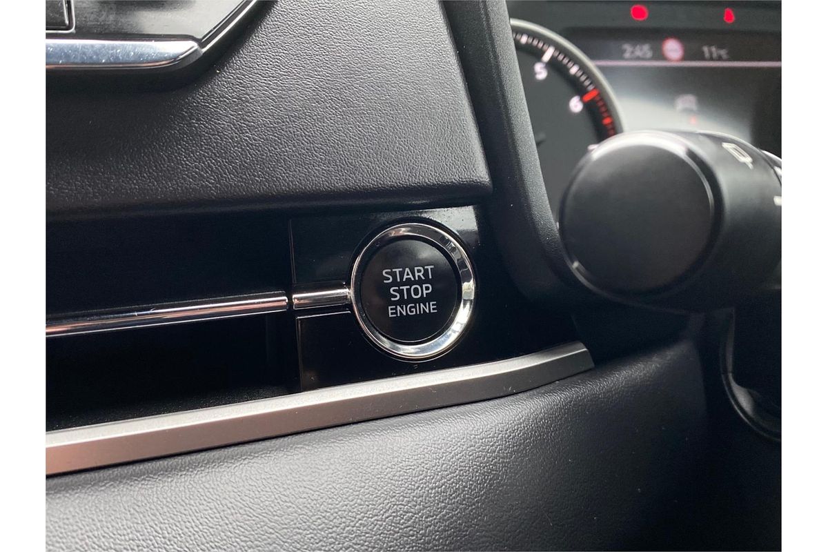 2023 Mitsubishi Outlander LS ZM