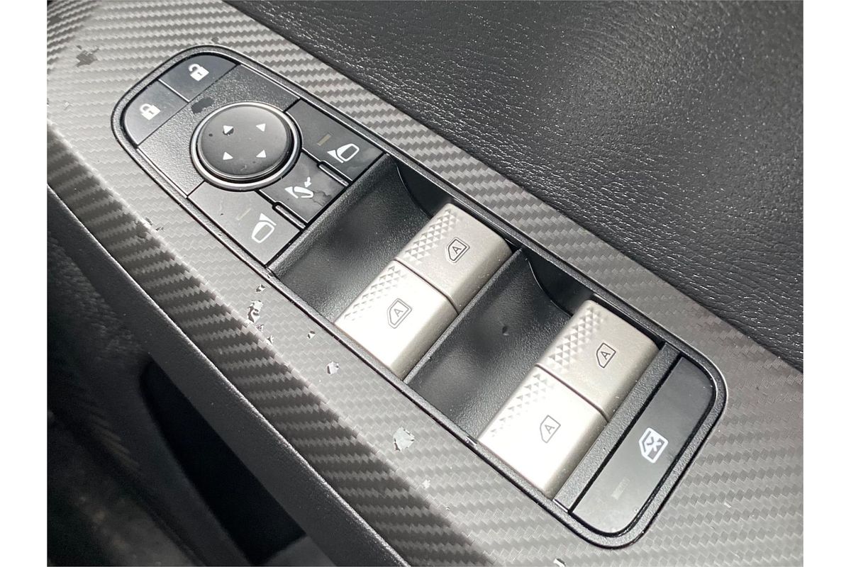 2023 Mitsubishi Outlander LS ZM