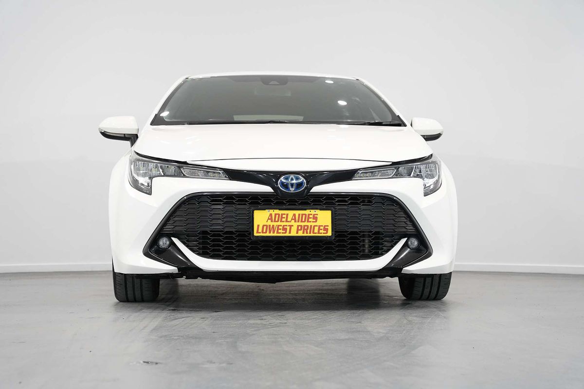 2018 Toyota Corolla SX Hybrid ZWE211R
