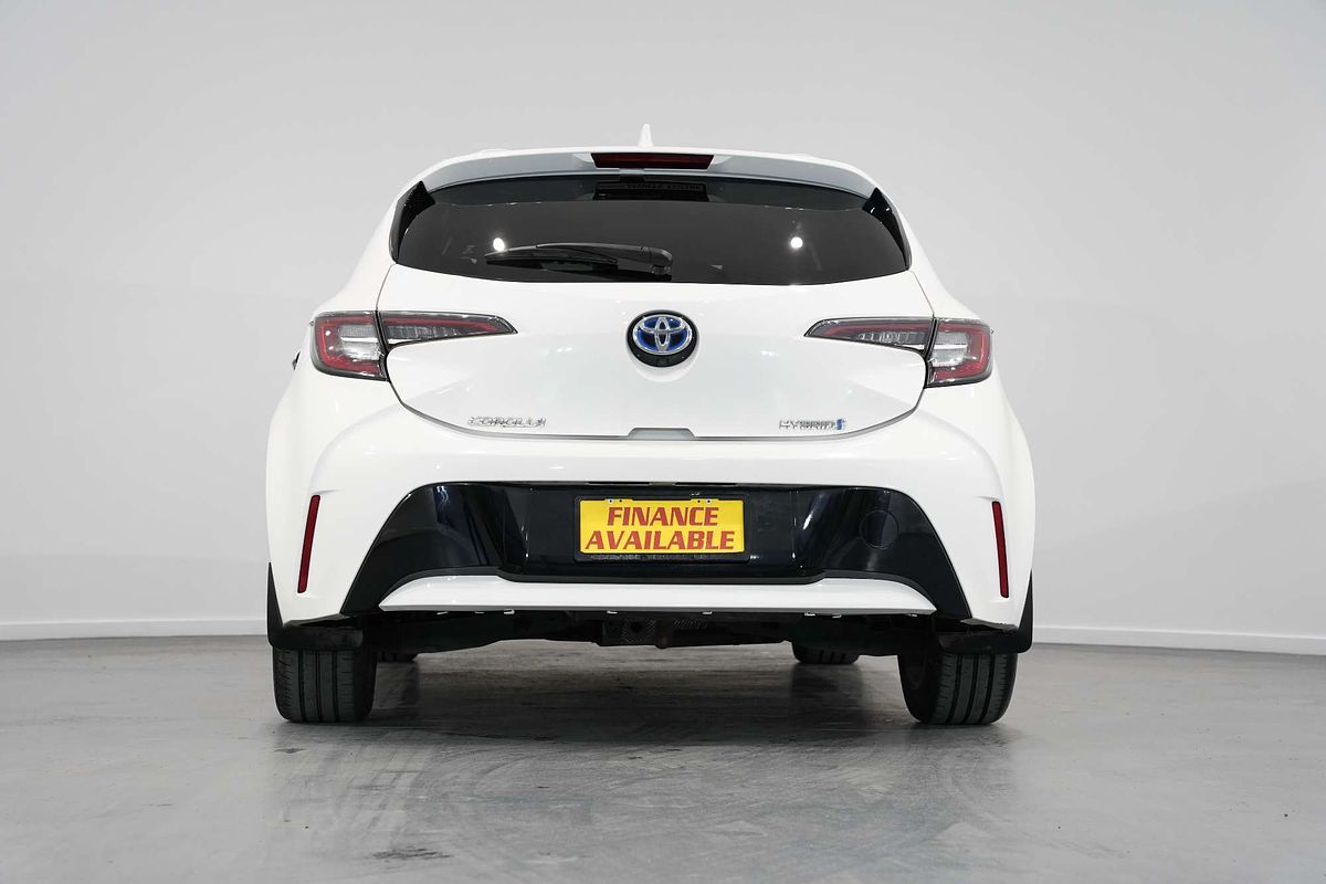 2018 Toyota Corolla SX Hybrid ZWE211R