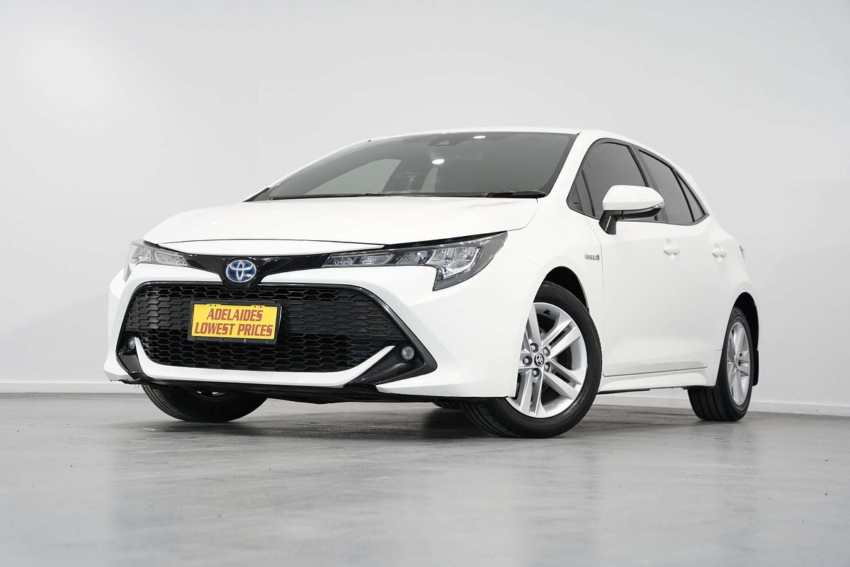 2018 Toyota Corolla SX Hybrid ZWE211R
